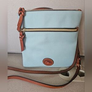 NWOT DOONEY & BOURKE Double Zip Small Crossbody In Light Blue NEW